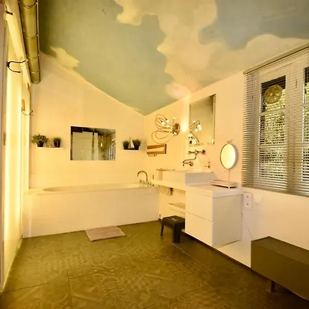 Villa De Charme Entre Deux Baies