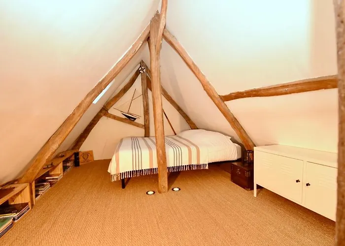 Villa De Charme Entre Deux Baies *