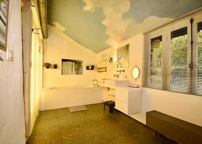 Villa De Charme Entre Deux Baies